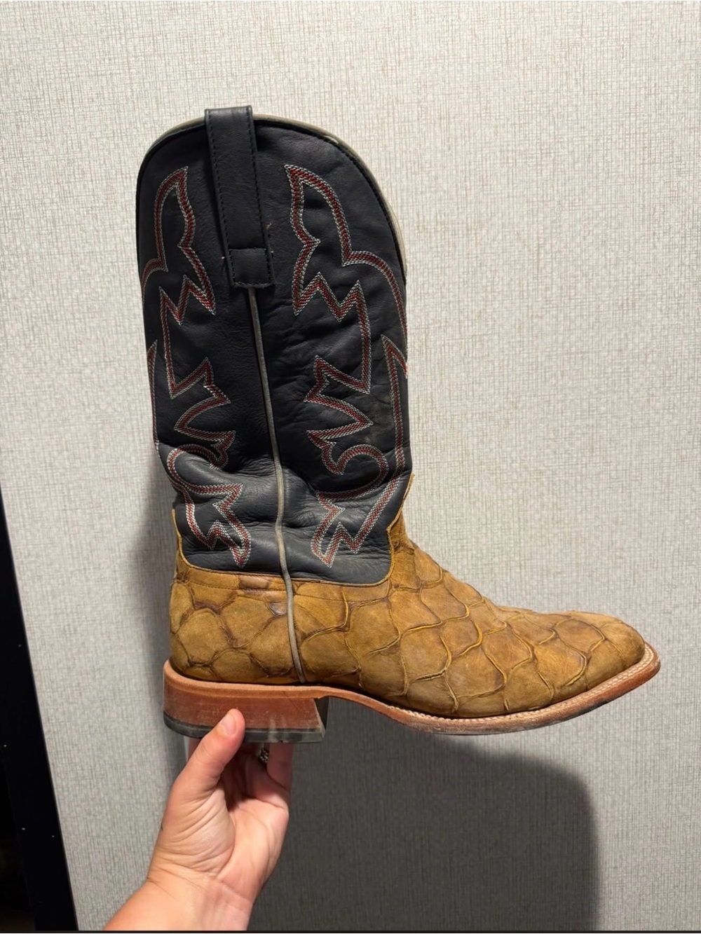 Men's Two-Tone Western Boot in Brown & Black